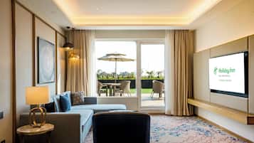 1 bedroom, minibar, in-room safe, desk