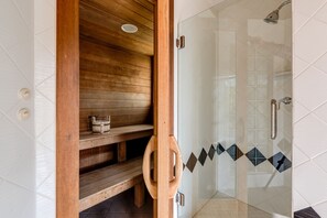 Townhome, 3 Bedrooms | Sauna