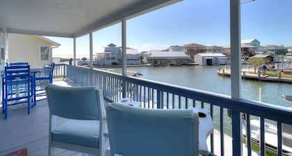 Estes Oasis 4 Bedroom Home by RedAwning