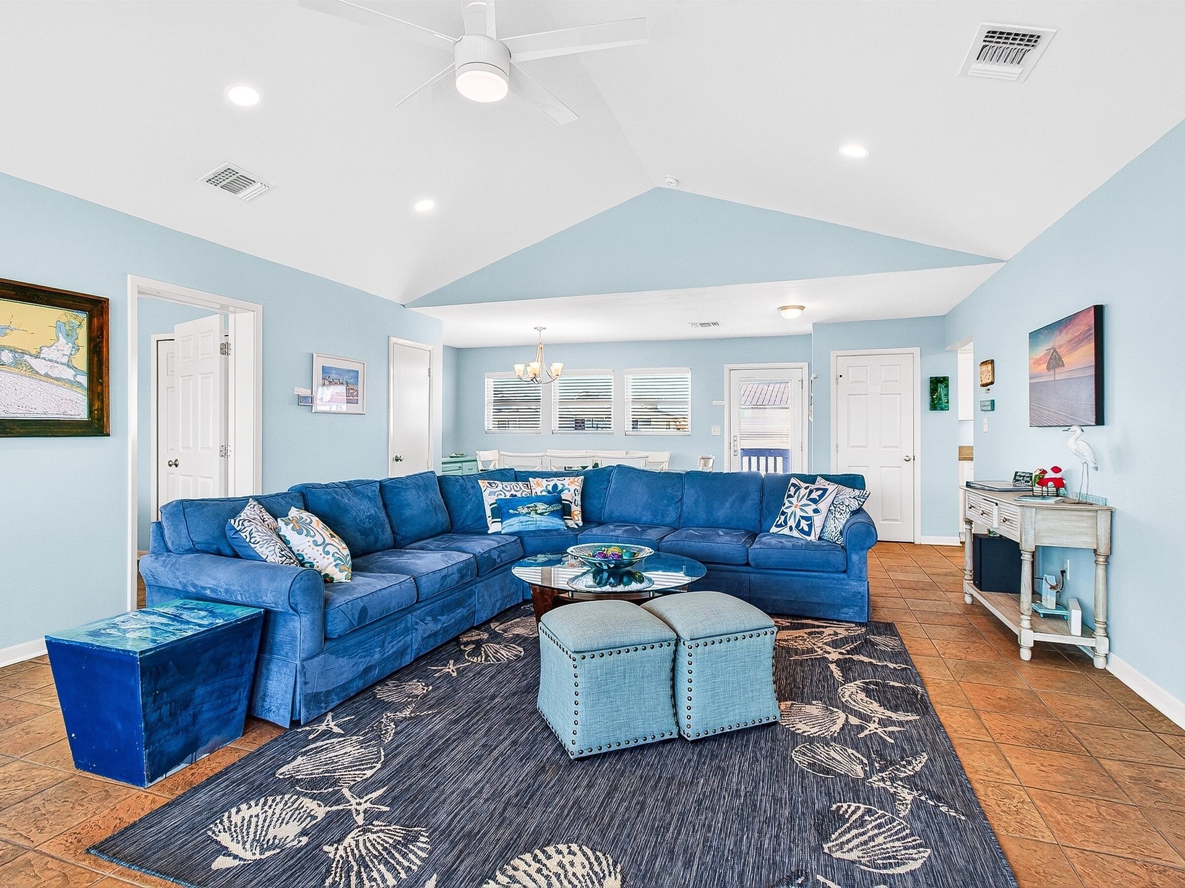 Hus, 4 soverom | Oppholdsområde | Smart-TV og strømmetjenester