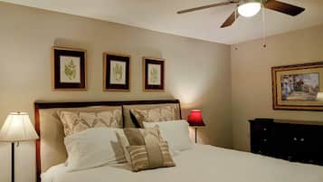 3 bedrooms, desk, iron/ironing board, WiFi (free)