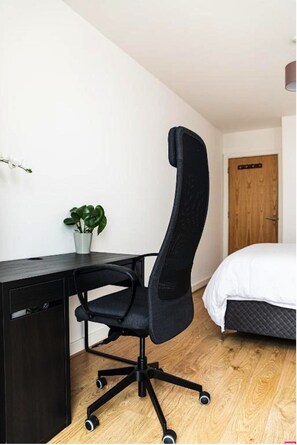 2 Schlafzimmer, Bügeleisen/Bügelbrett, WLAN, Bettwäsche