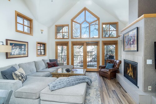 Aspen Ridge 31 3 Bedroom Townhouse by Alpine Lodging Telluride