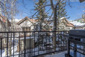 タウンホーム 3 ベッドルーム | 施設の敷地