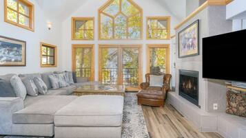 Casa de ciudad, 3 habitaciones | Área de sala de estar