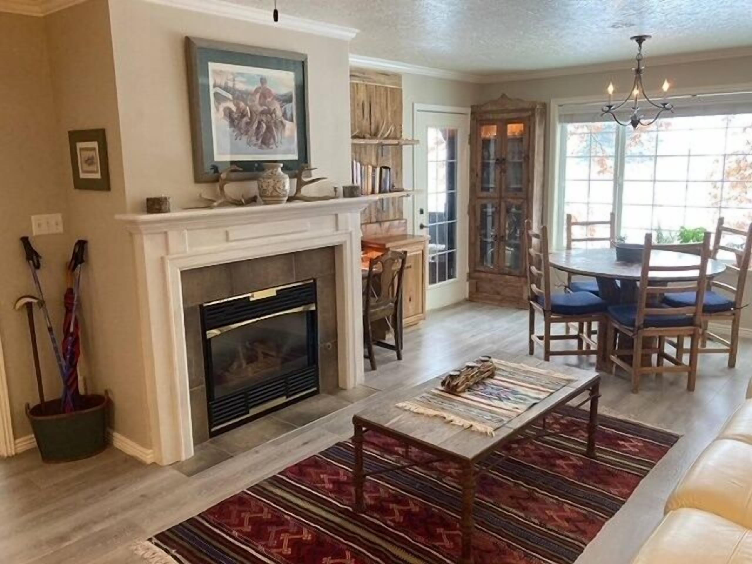 Condo, 2 Bedrooms | Interior