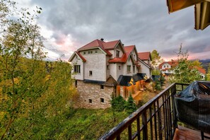 Stadtwohnung, 3 Schlafzimmer | Unterkunftsgelände