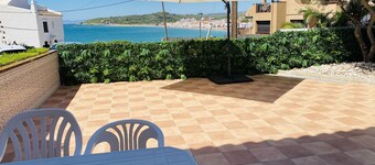 Casa de playa con piscina en el mirador del Fortí