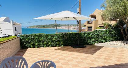 Beach house with pool in the Forti viewpoint