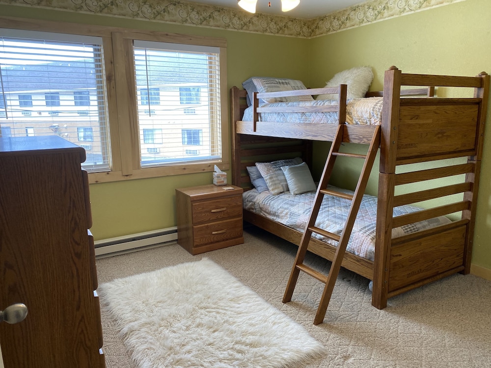 The Fox Den South Fork Vrbo