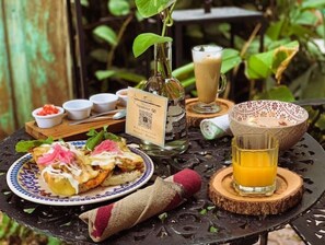 Breakfast meal