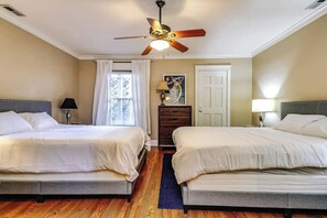 2 Schlafzimmer, Bügeleisen/Bügelbrett, WLAN, Bettwäsche