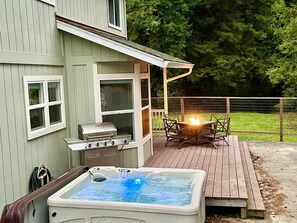 A house with a deck, a hot tub, and a grill. - Spacious Sequoia Estate (Eureka)