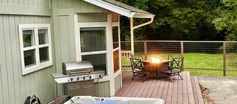 Spacious Sequoia Estate