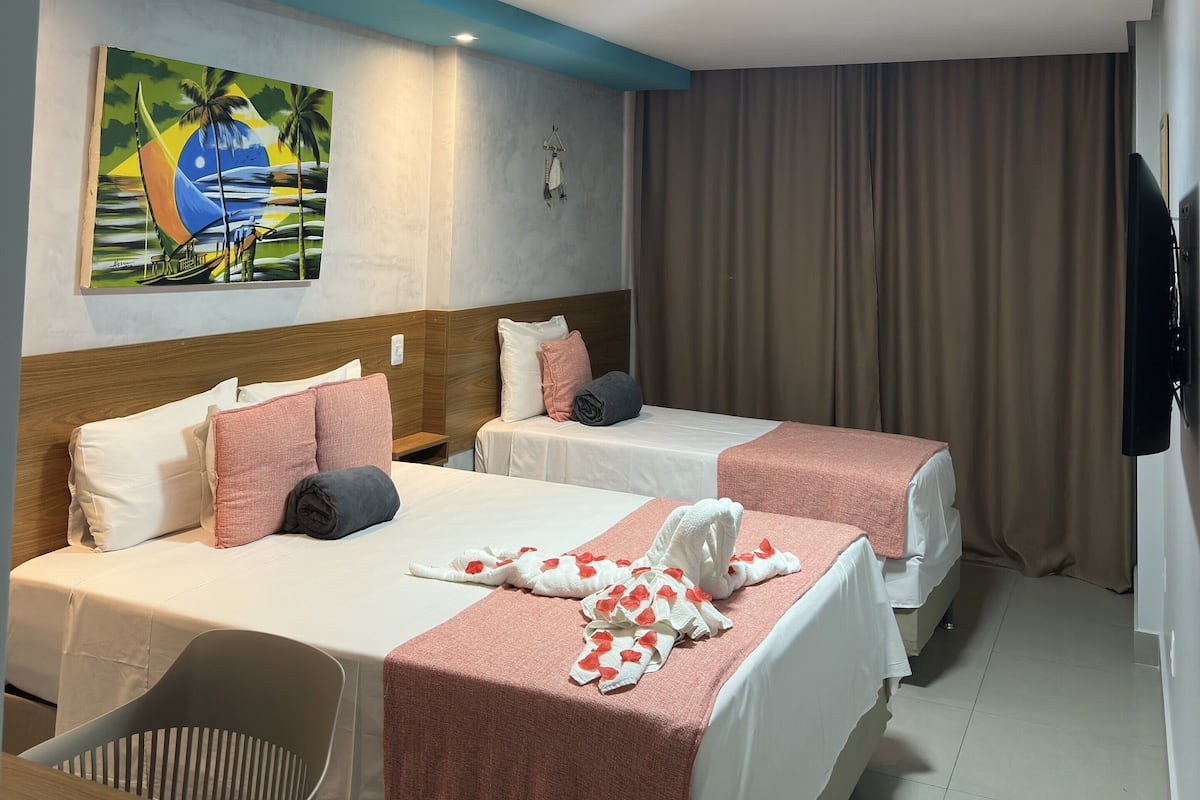 1 bedroom, desk, free WiFi, bed sheets