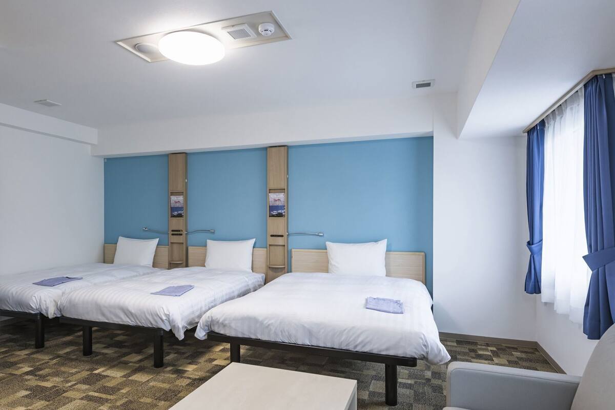 Wifi gratis y ropa de cama