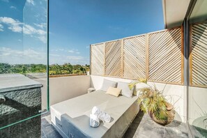 Terrace/patio - Divine 1BR PH w/ Private Pool | Spectacular Pools (Tulum)
