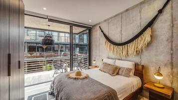 1 soverom, skrivebord, strykejern/-brett og wi-fi (inkludert)