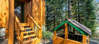 Cabin Retreat near Terrace Lakes Resort