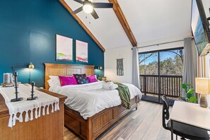 4 habitaciones, tabla de planchar con plancha, cuna de viaje y wifi 