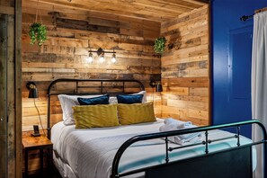 4 habitaciones, tabla de planchar con plancha, cuna de viaje y wifi 