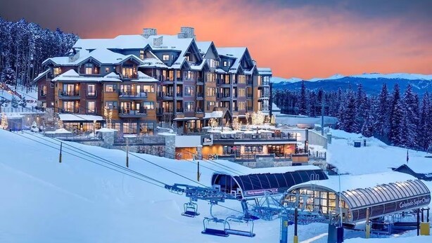 A large lodge with multiple floors and a ski lift in the foreground. - Amazing One Bedroom suite w/sleeper sofa- Ski in/Ski out Grand Colorado Peak 8 (Breckenridge)