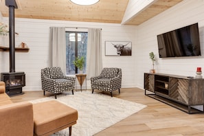 Smart TV, chimenea