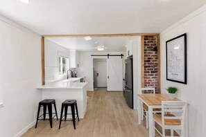 Dining - NEW Point Ruston/Point Defiance Updated Craftsman! (Tacoma)