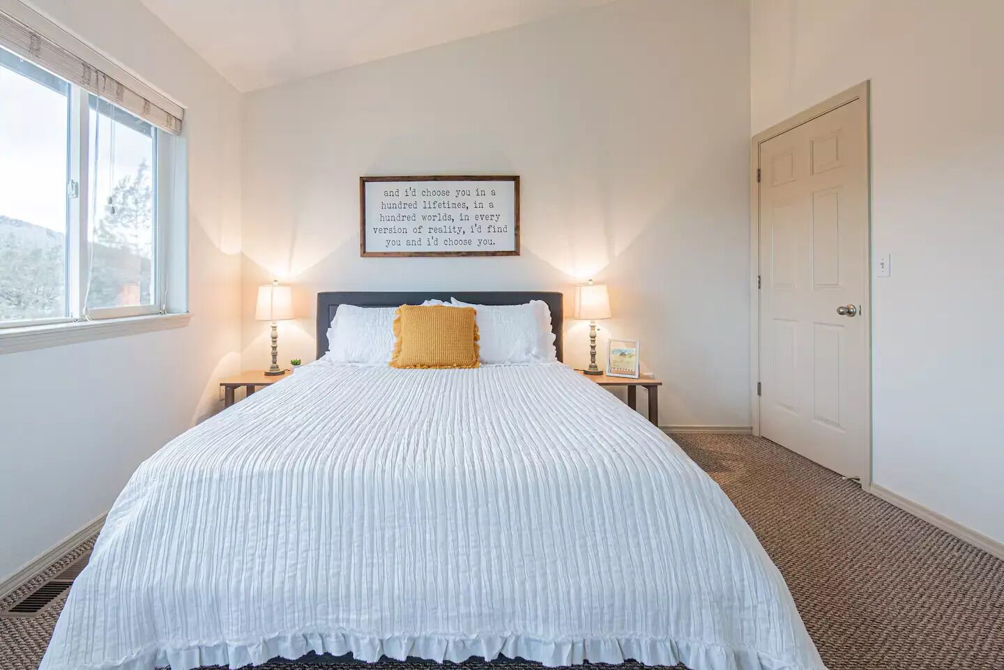 2 Schlafzimmer, Schreibtisch, Reisekinderbett, kostenloses WLAN