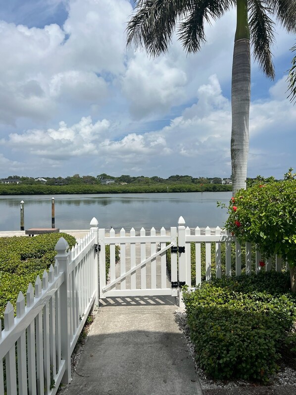 Property grounds - Waterfront corner unit, private patio, first floor (Indian Shores)