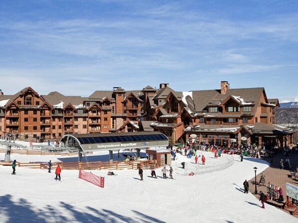 Snow and ski sports