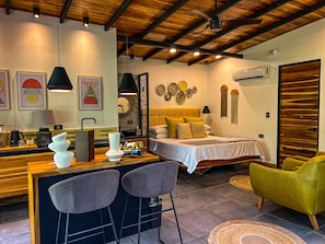 Exclusive Room | Free WiFi, bed sheets