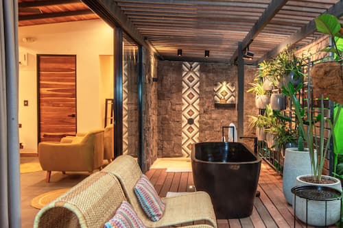 Exclusive Room | Bathroom