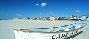 Water Views - 3 Min Walk to Private Beach - Luxury 5-Star Rated Beach House