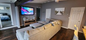 3 bedrooms, desk, free WiFi, bed sheets - Waterfront 5min To LBI Beach (Stafford Township)