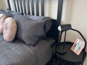 1 soverom, strykejern/-brett, wi-fi og sengetøy