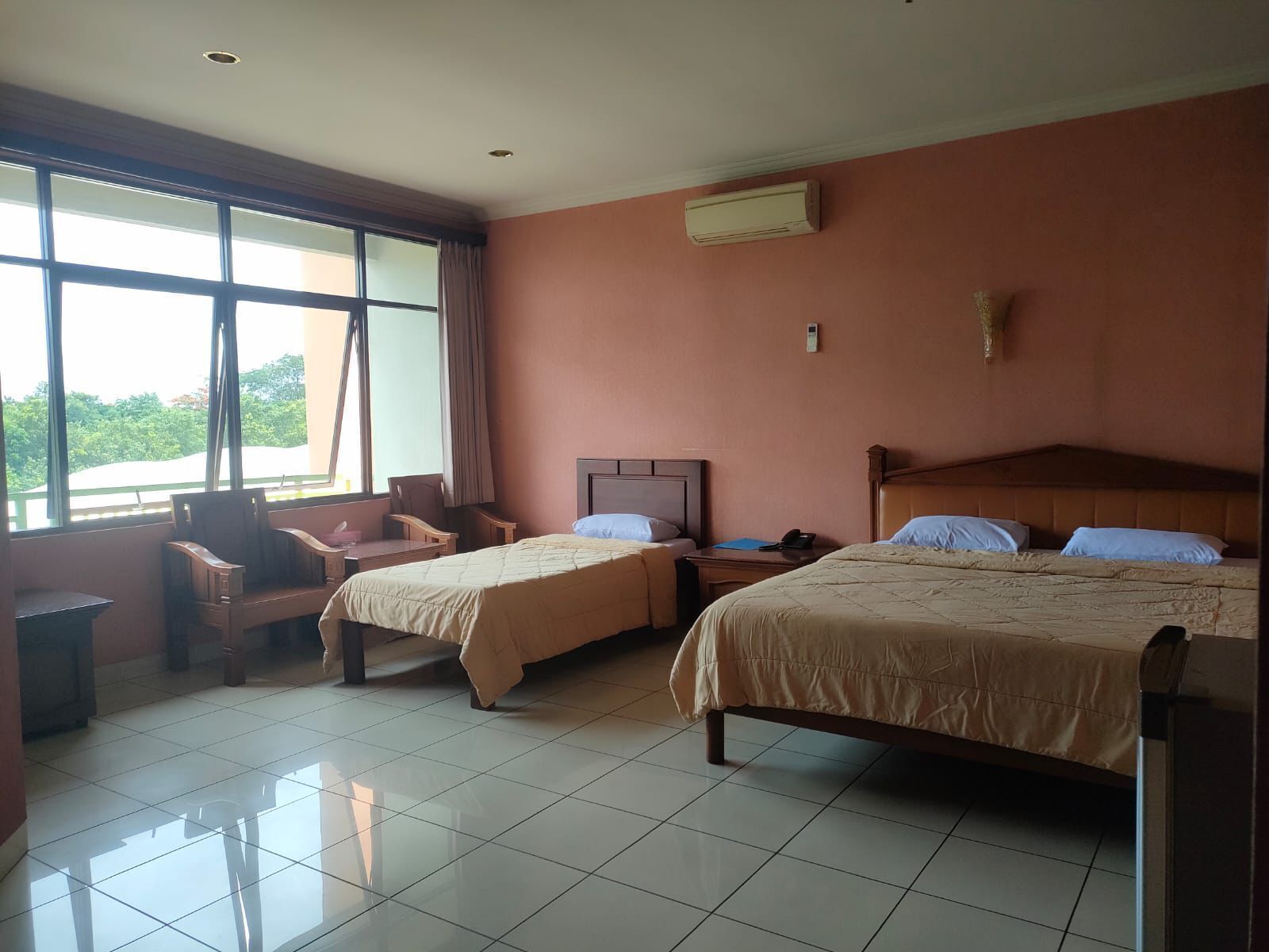 Executive Studio | Free WiFi, bed sheets