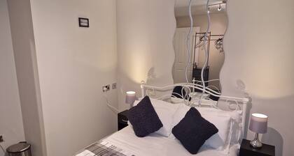 Washingtons Emerald 2 Bed Exec Apt