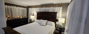2 bedrooms, desk, free WiFi, bed sheets