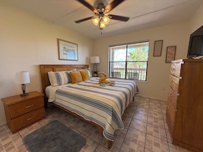 2 bedrooms, in-room safe, iron/ironing board, free WiFi