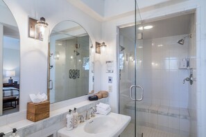 Townhome, 3 Bedrooms | Bathroom | Towels - Aspen Ridge 4 3 Bedroom Townhouse by Alpine Lodging Telluride (Telluride)