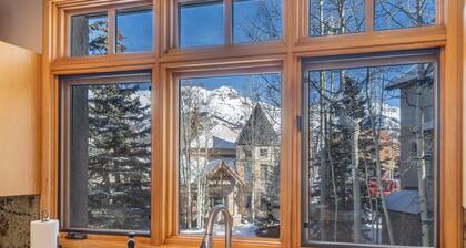 Aspen Ridge 4 3 Bedroom Townhouse by Alpine Lodging Telluride