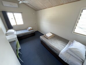 10 chambres, Wi-Fi gratuit, draps fournis