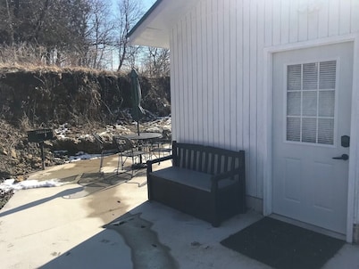 THE CABIN AT THE RANCH, AKA THE LOVE SHACK - PRIVATE, CLOSE TO GALENA