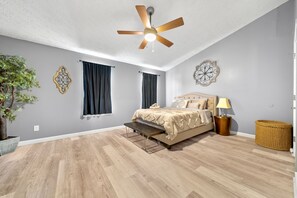 2 chambres, Wi-Fi gratuit, draps fournis