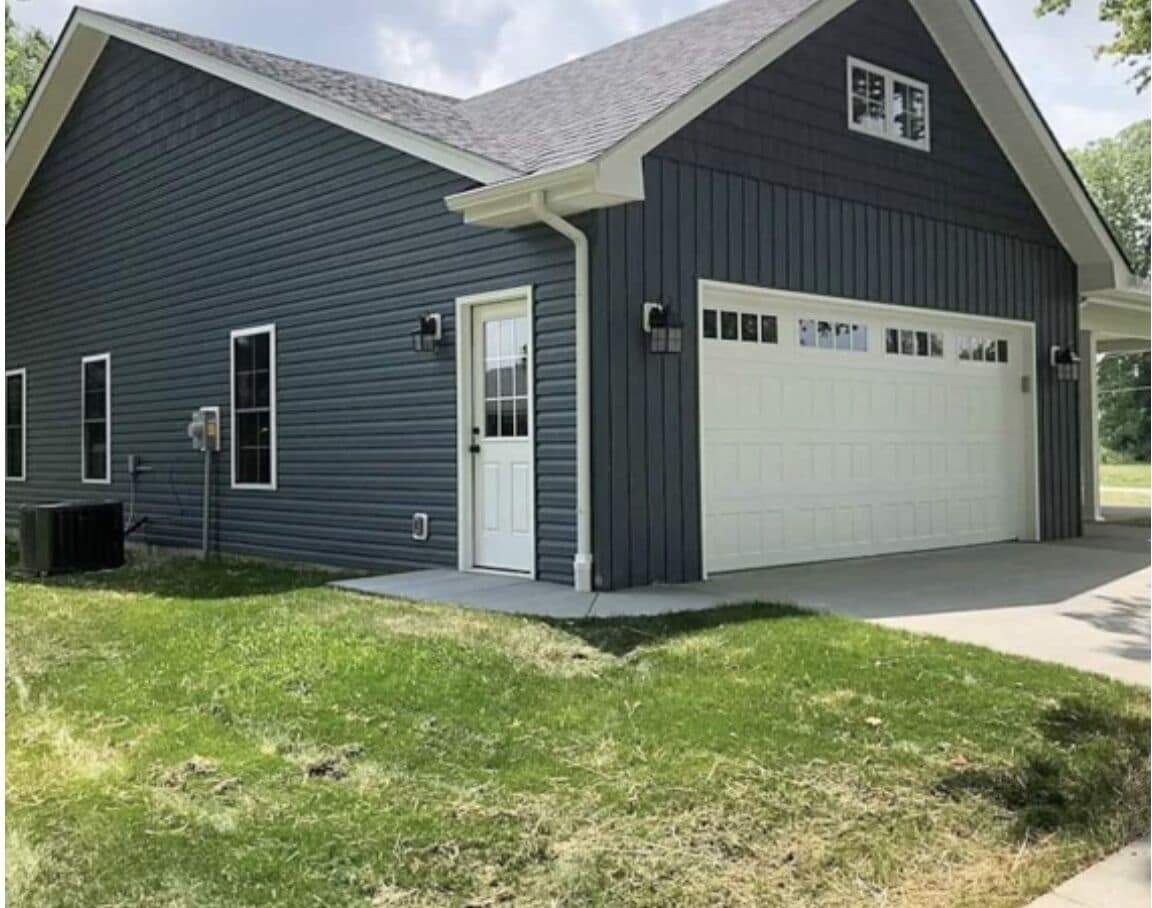 Charming 4 bedroom home minutes from Downtown! 