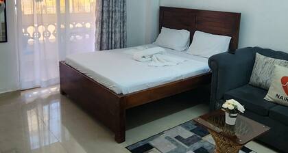 Budget excutive studio close to the beach