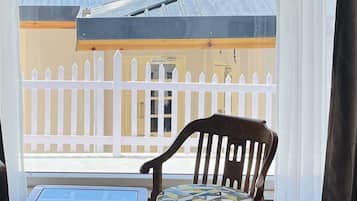 Deluxe Room | 1 bedroom, free WiFi