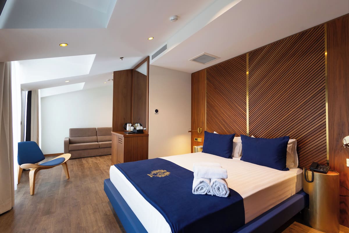 Superior Room | Egyptian cotton sheets, premium bedding, down comforters