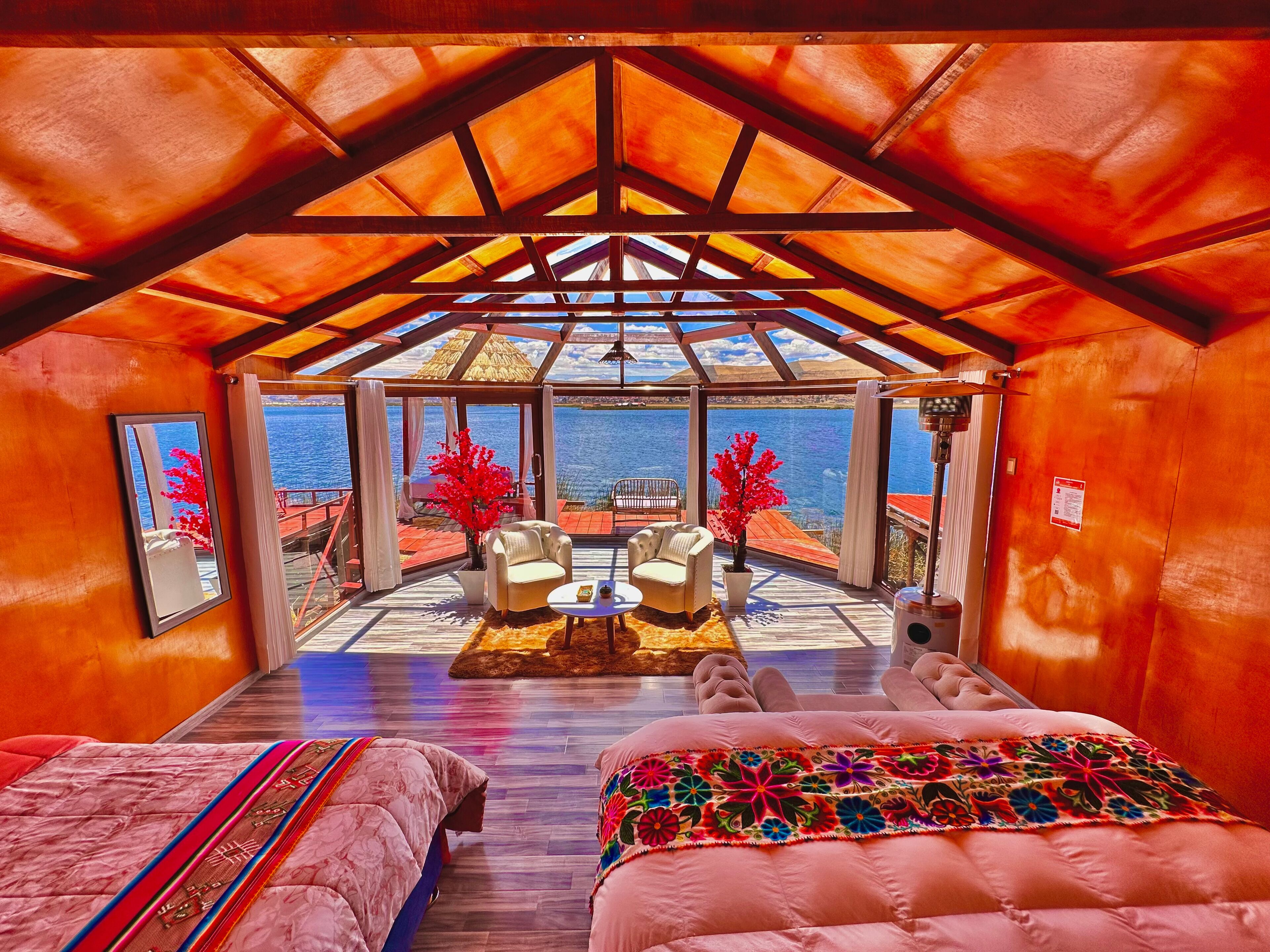 Luxury Double Room, Lake View | Bed sheets